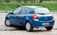 - Renault Clio ( ).  