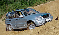   Suzuki Grand Vitara (  ).  