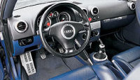   Audi TT ( ).  