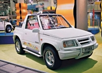   Suzuki Vitara, Toyota Rav 4, Honda CR-V ( ,   4,  CR-V).   