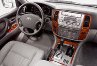 - Toyota Land Cruiser (  ).     ,   