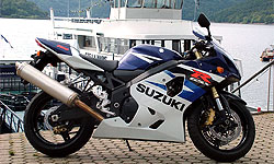 Suzuki GSX-R750.   Suzuki.