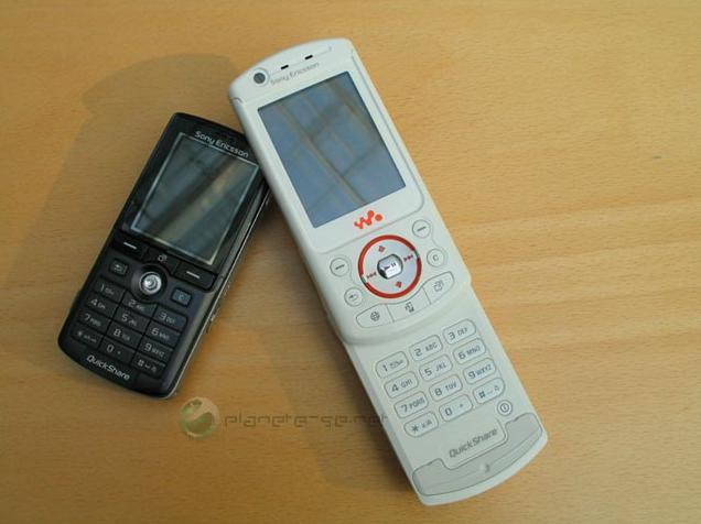 Sony Ericsson W900i (Sakura)