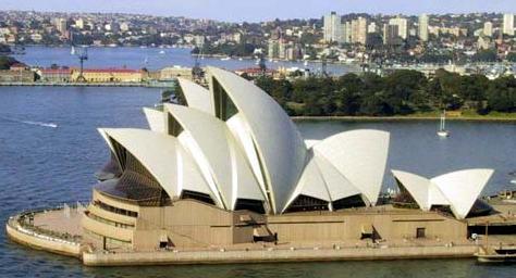 Sydney Opera House    (   wademan.com).