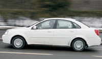 - Daewoo Lacetti ( ).   