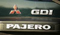 - Jeep Grand Cherokee, Mitsubishi Pajero (  ,  ).   