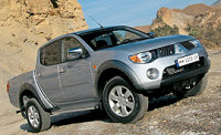 - Mitsubishi L200 ( 200).  .  