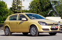 - Opel Astra ( ).  