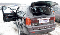 - SsangYong Rexton, Great Wall Deer ( ,   ).  