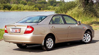 - Toyota Camry ( ).    