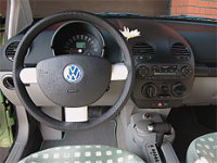 - Volkswagen New Beetle (  ).  