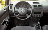 - Volkswagen Polo ( ).  