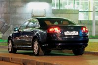 AUDI A8.    2002      ,     .  2005-  . :  3,06,0  (220450 ..),  3,0  4,0  (233  275 ..).  : 6- ,  . :  $88 007.