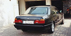 BMW 7  E32