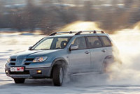 - Hyundai Tucson, Mitsubishi Outlander, Nissan X-Trail ( ,  ,  -).    