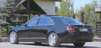 - Mercedes S-Class ( S-).  W221