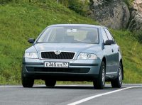 - Skoda Octavia ( ). 