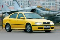 - Skoda Octavia Tour (  ).     