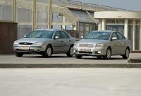 - Toyota Avensis, Ford Mondeo ( ,  ).   ?