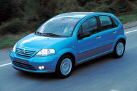 - Citroen C3, Renault Clio ( 3,  ).   