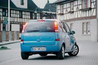 - Fiat Idea, Opel Meriva ( ,  ).    