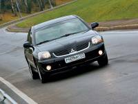 - Mitsubishi Galant ( ).   