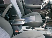 - Mitsubishi Outlander, Subaru Forester ( ,  ).   :  