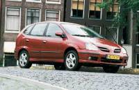 - Nissan Almera Tino (  ).  