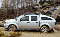 - Nissan Navara ( ).   