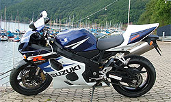 Suzuki GSX-R750.   Suzuki.