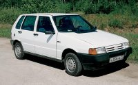   Fiat Uno ( ).    