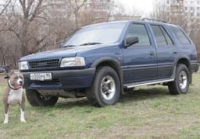   Opel Frontera ( ).  