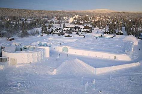    Icehotel.            (   icehotel.com).