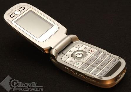 Motorola V235