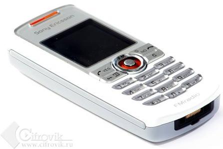 Sony Ericsson J230i