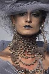 John Galliano 