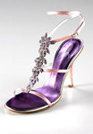 See our complete Giuseppe Zanotti collection. 