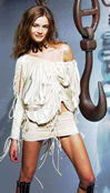  Dolce & Gabbana Spring/Summer women\\'s collection for 2003, in Milan September 29, 2002