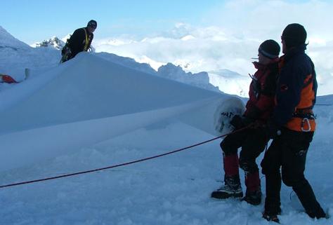       . ,  ,  (   andermatt.ch).