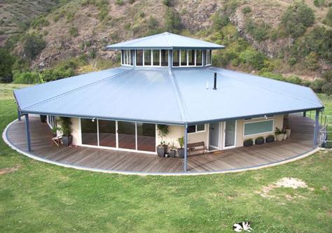    Everingham Rotating House   ,       (  everinghamrotatinghouse.com.au).